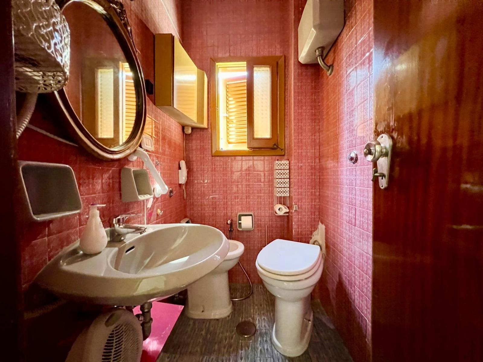 Casa Relax Nel Centro Storico Con Posto Auto Lägenhet Vico Equense Exteriör bild